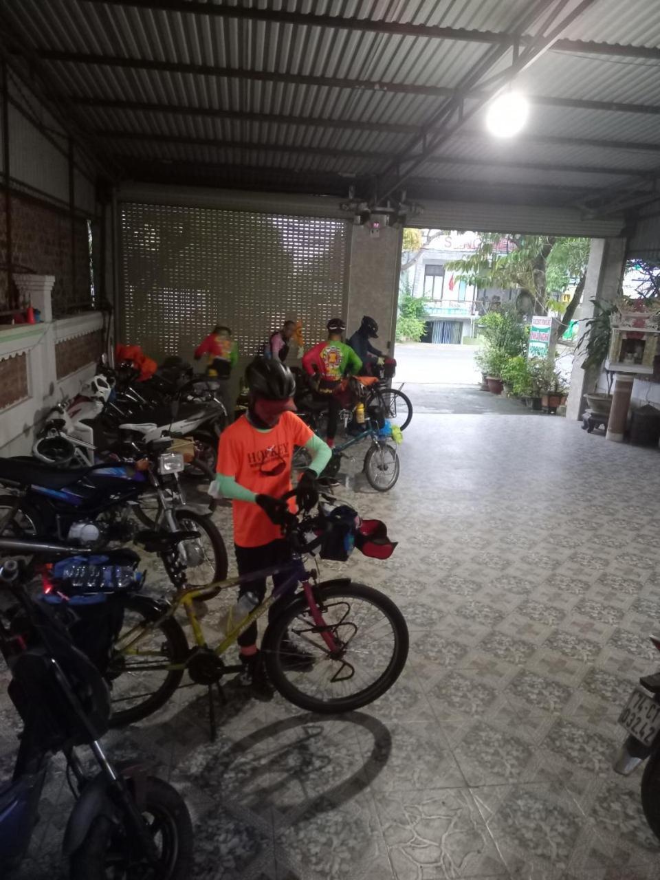 Hoa Phuong Guesthouse Dong Ha Bagian luar foto