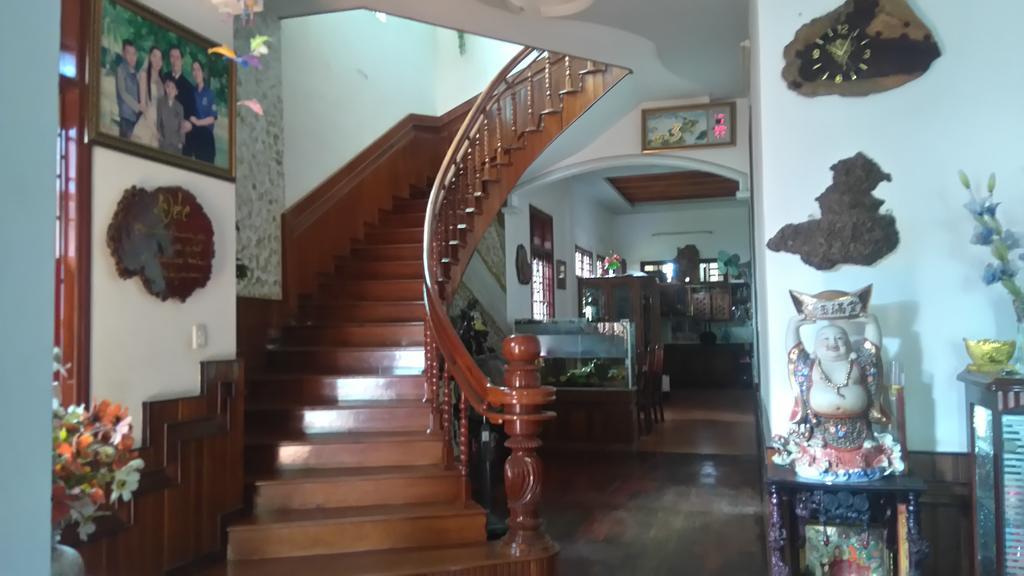 Hoa Phuong Guesthouse Dong Ha Bagian luar foto