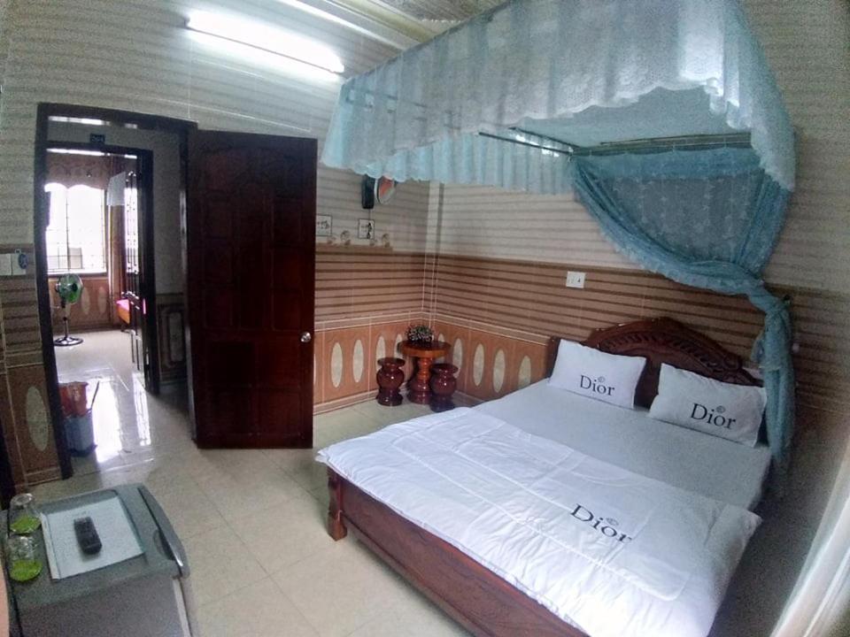 Hoa Phuong Guesthouse Dong Ha Bagian luar foto